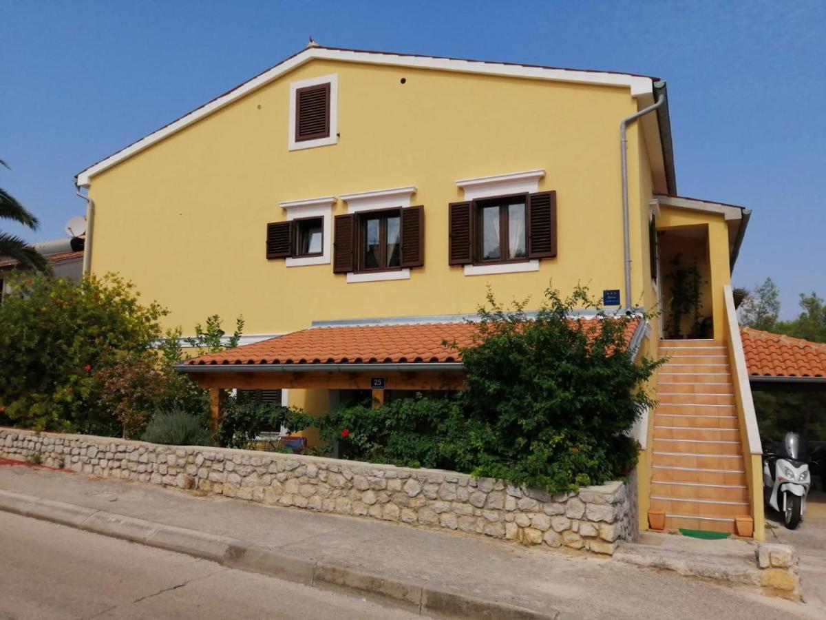 Christian Apartment Mali Losinj Luaran gambar